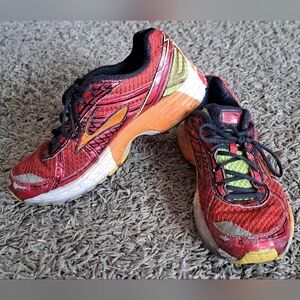 Brooks Aderenaline GTS 3.5Y